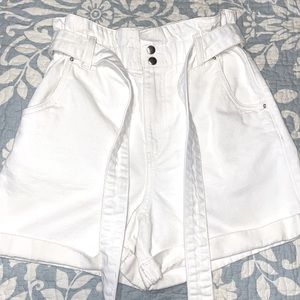 H&M high-waisted white jean shorts size 4